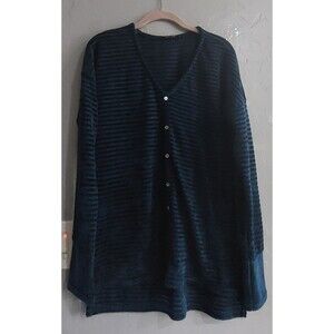 Doe & Rae Sweater Grandma style,button Front, Women's M,17.5 Inch Of Armp To Arm